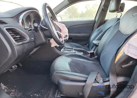 2013 Chrysler 200 Limited из США, поврежденный, VIN 1C3CCBCG9DN574439